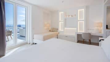 Suite, Terraza, vista al mar | 1 habitación, sábanas de algodón egipcio y ropa de cama de alta calidad