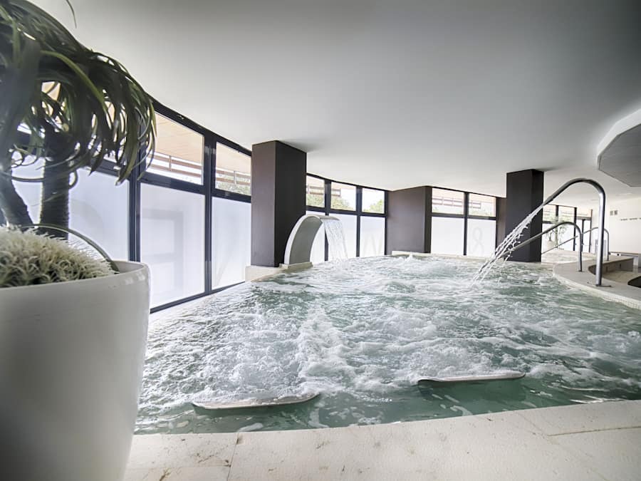 Kroppsbehandlinger, kroppsskrubb og ansiktsbehandlinger