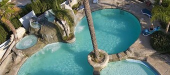 호텔 로버 팔라스