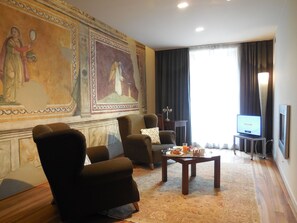 Svit (Art Room) | Vardagsrum | Platt-tv