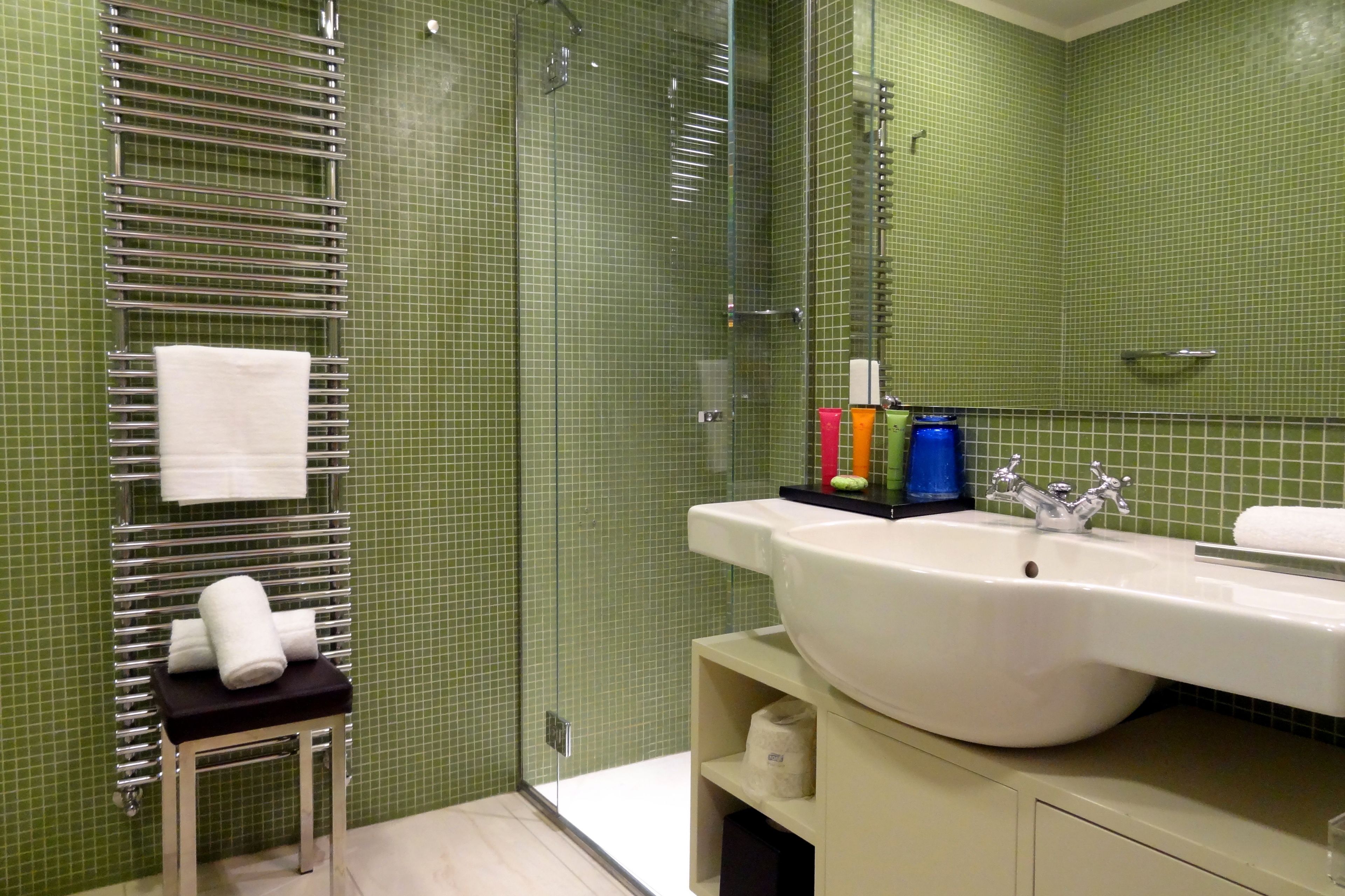 superior room | bathroom | hair dryer, slippers, bidet, towels