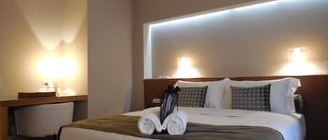 Superior Room | 1 bedroom, down duvets, minibar, in-room safe