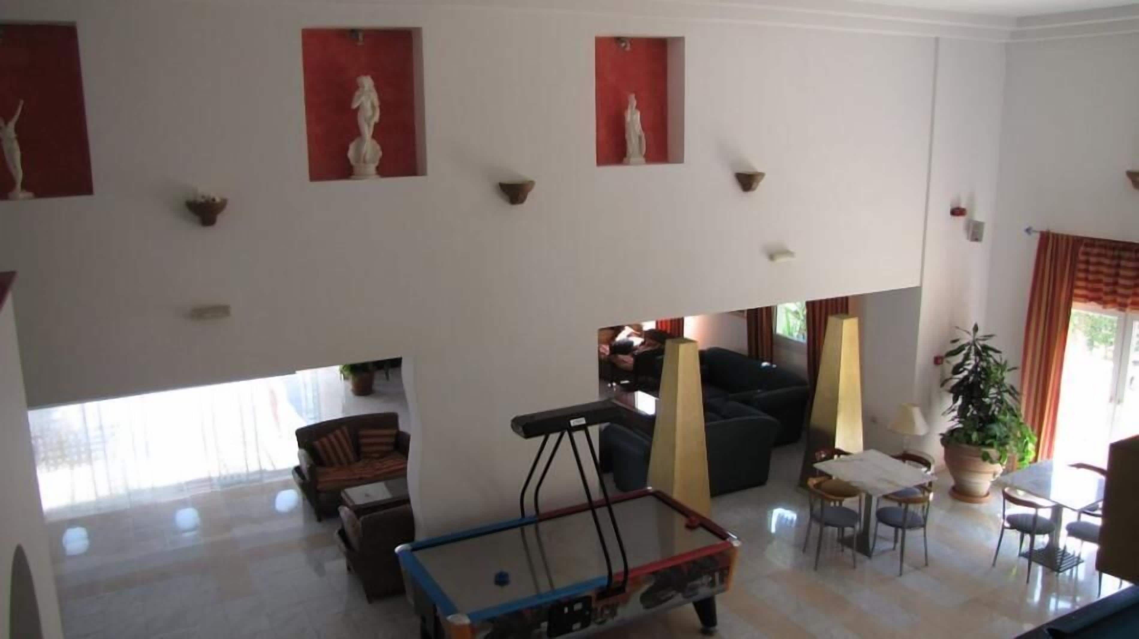 Spielezimmer
