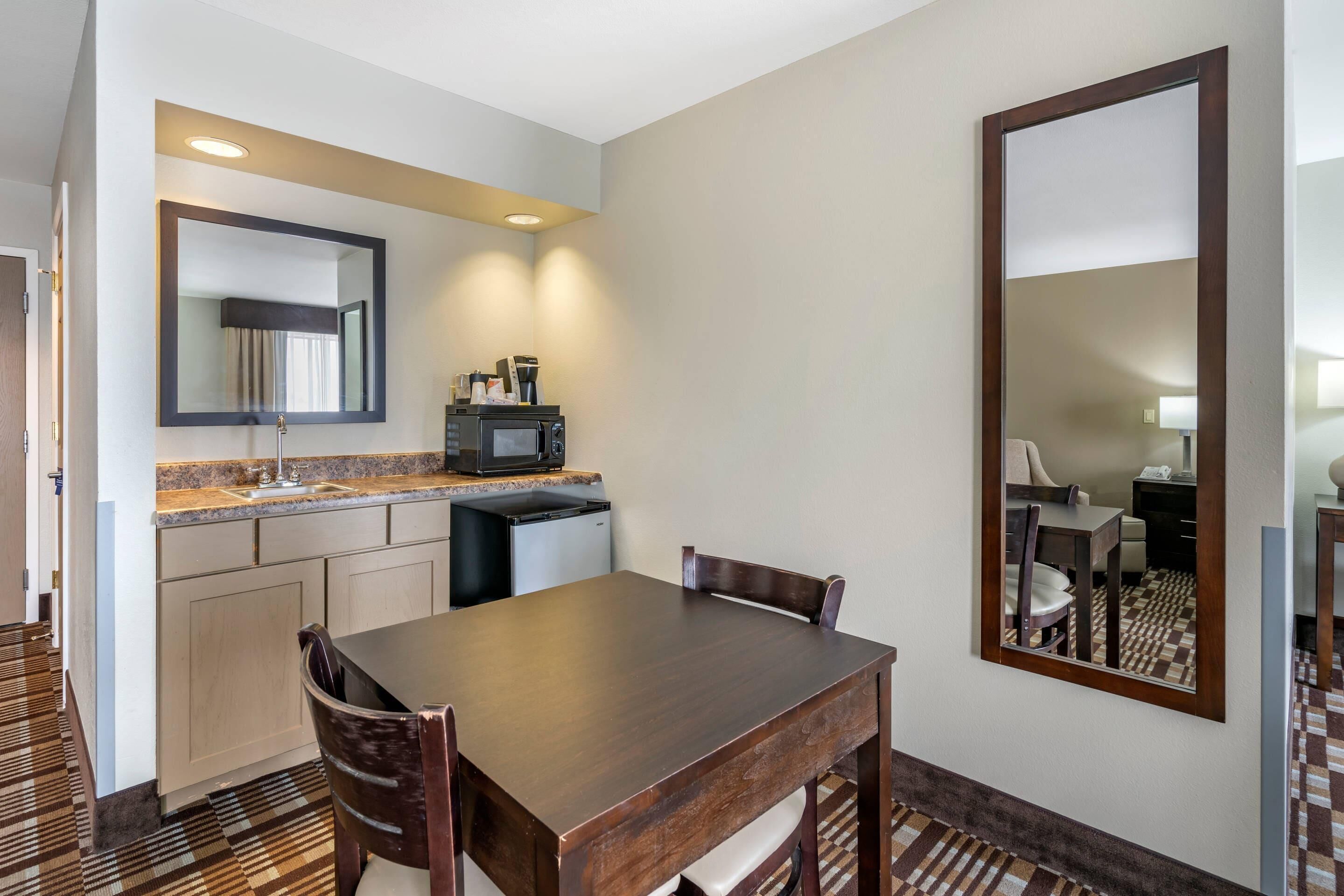 desk, iron/ironing board, free cots/infant beds, free wifi