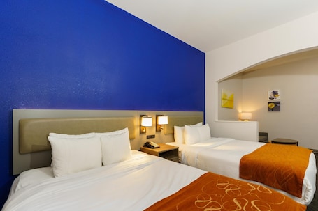 Suite, Non Smoking | Desk, iron/ironing board, free cribs/infant beds, free WiFi