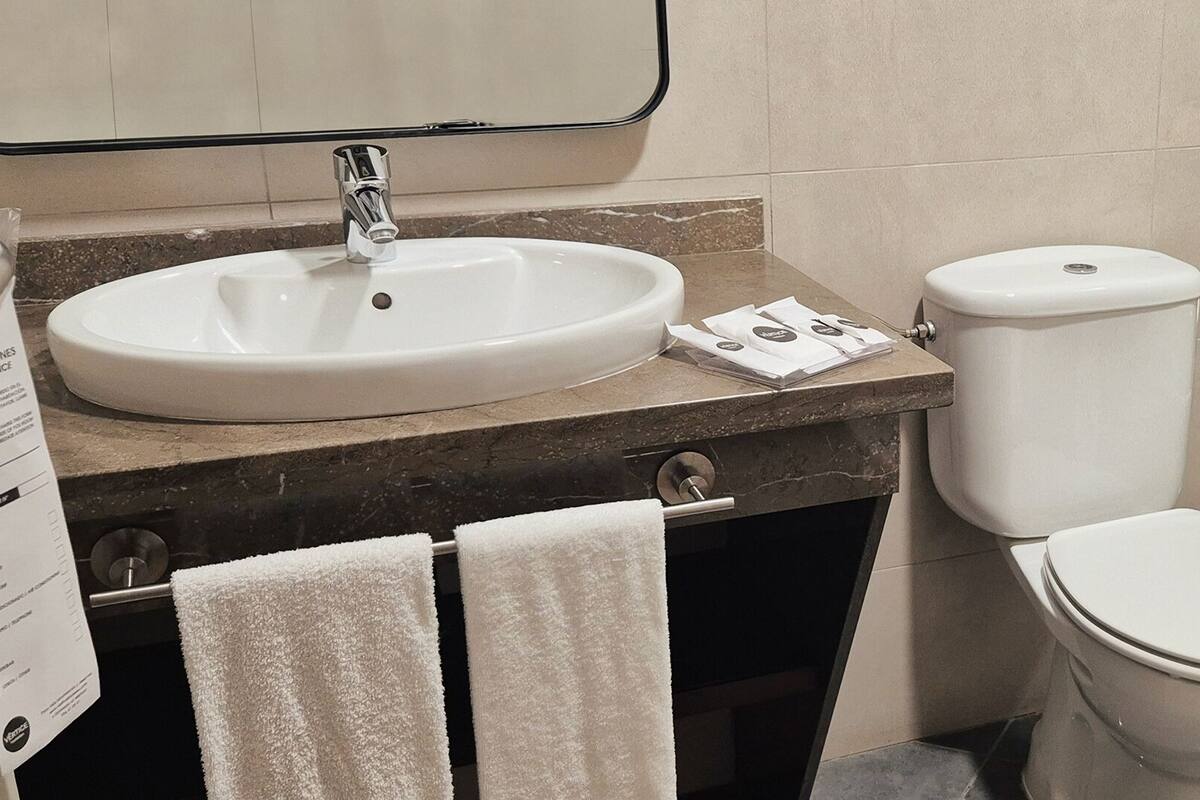 1 bedroom, minibar, in-room safe, desk