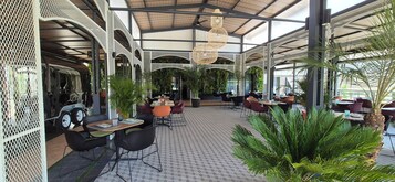 Lunch and dinner served, pool views 