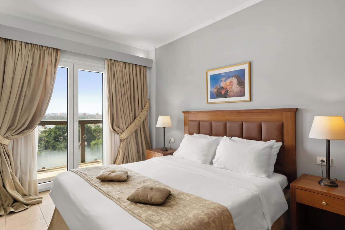 Suite, 1 habitación, vista al lago | 1 habitación, sábanas de algodón egipcio y camas Select Comfort