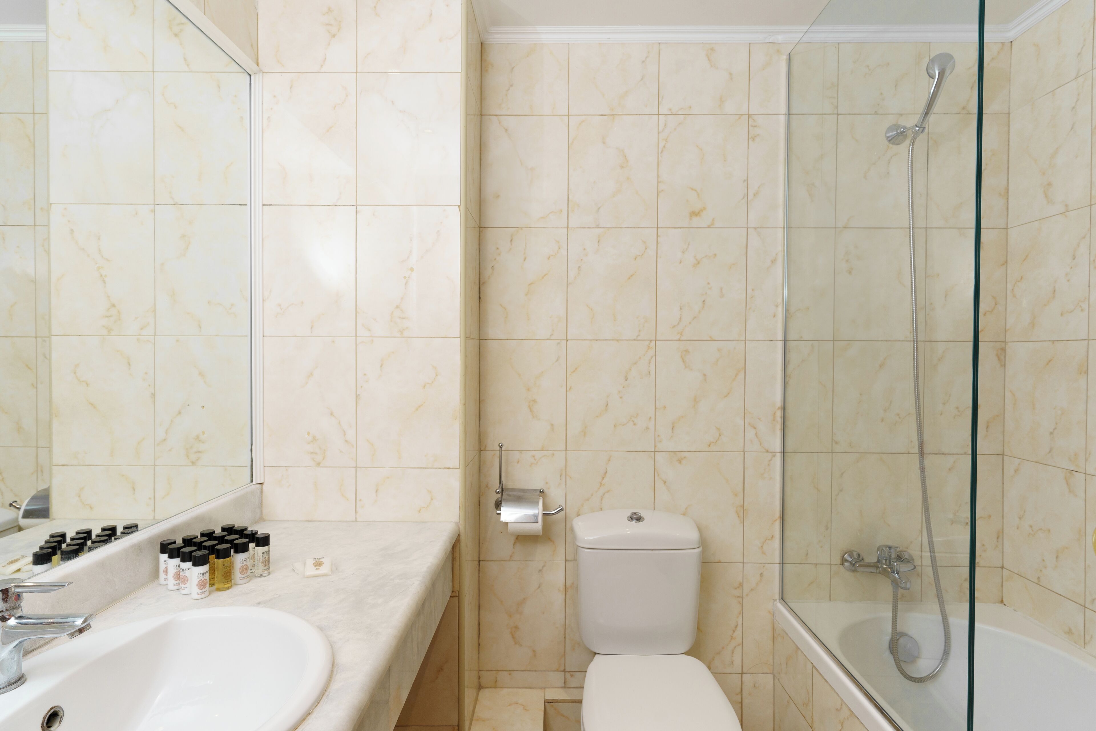 family room, pool view | 1 bedroom, egyptian cotton sheets, select comfort beds, in-room safe