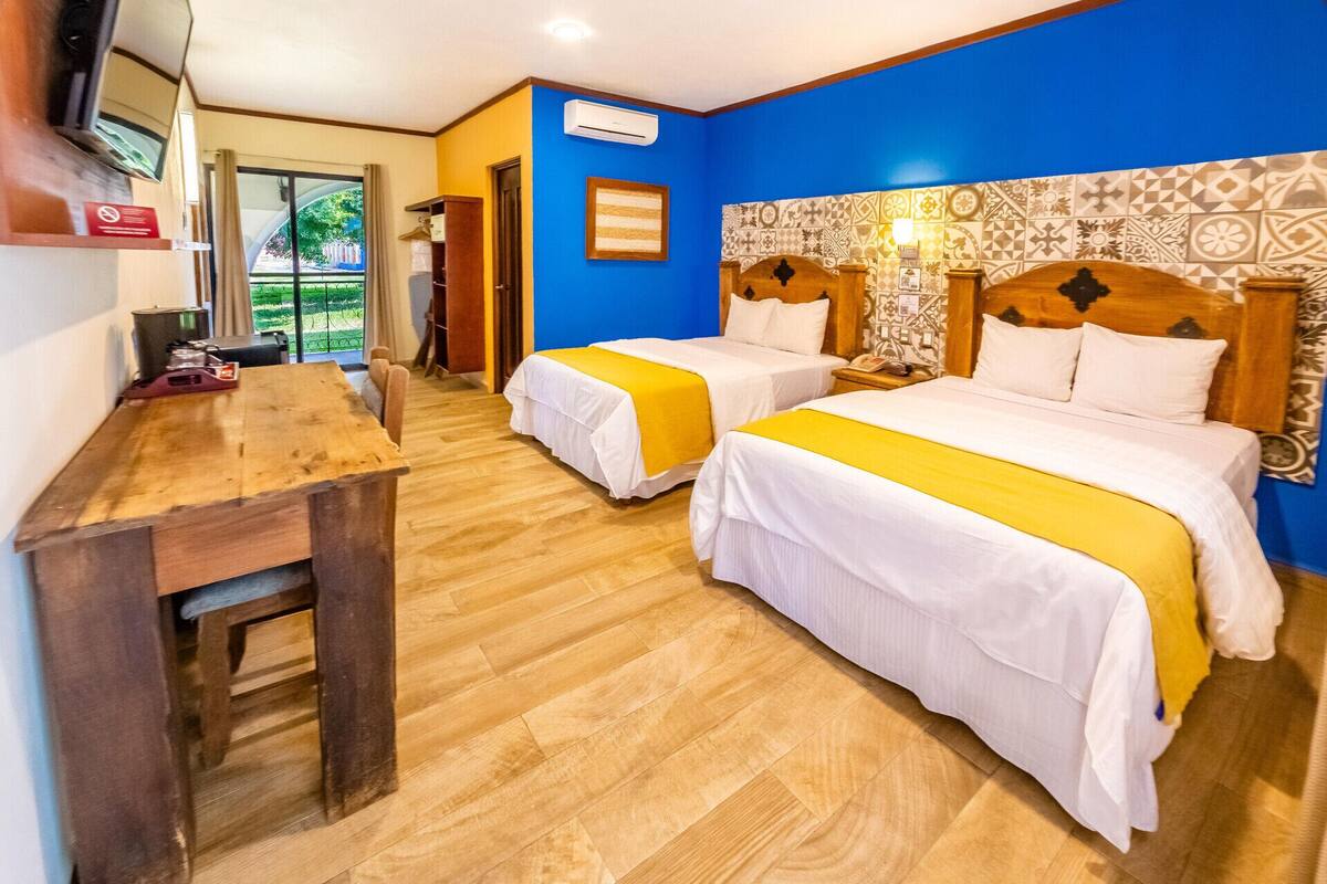In-room safe, free WiFi