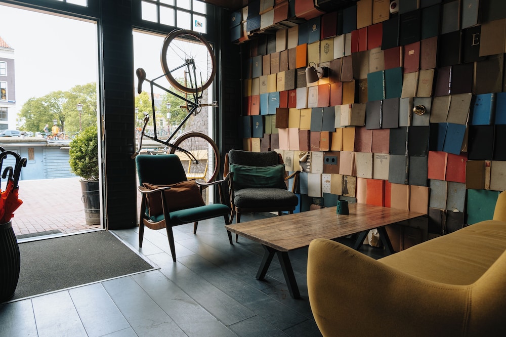 Max Brown Hotel Canal District by null