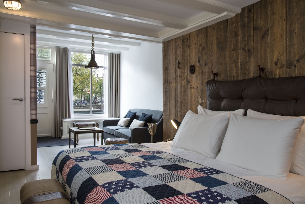 Max Brown Canal District