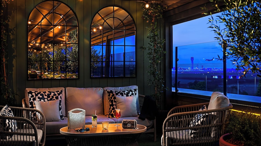 Carlton Hotel Dublin Airport Hotel