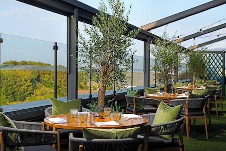 Rooftop terrace. Carlton Hotel Dublin Airport Hotel