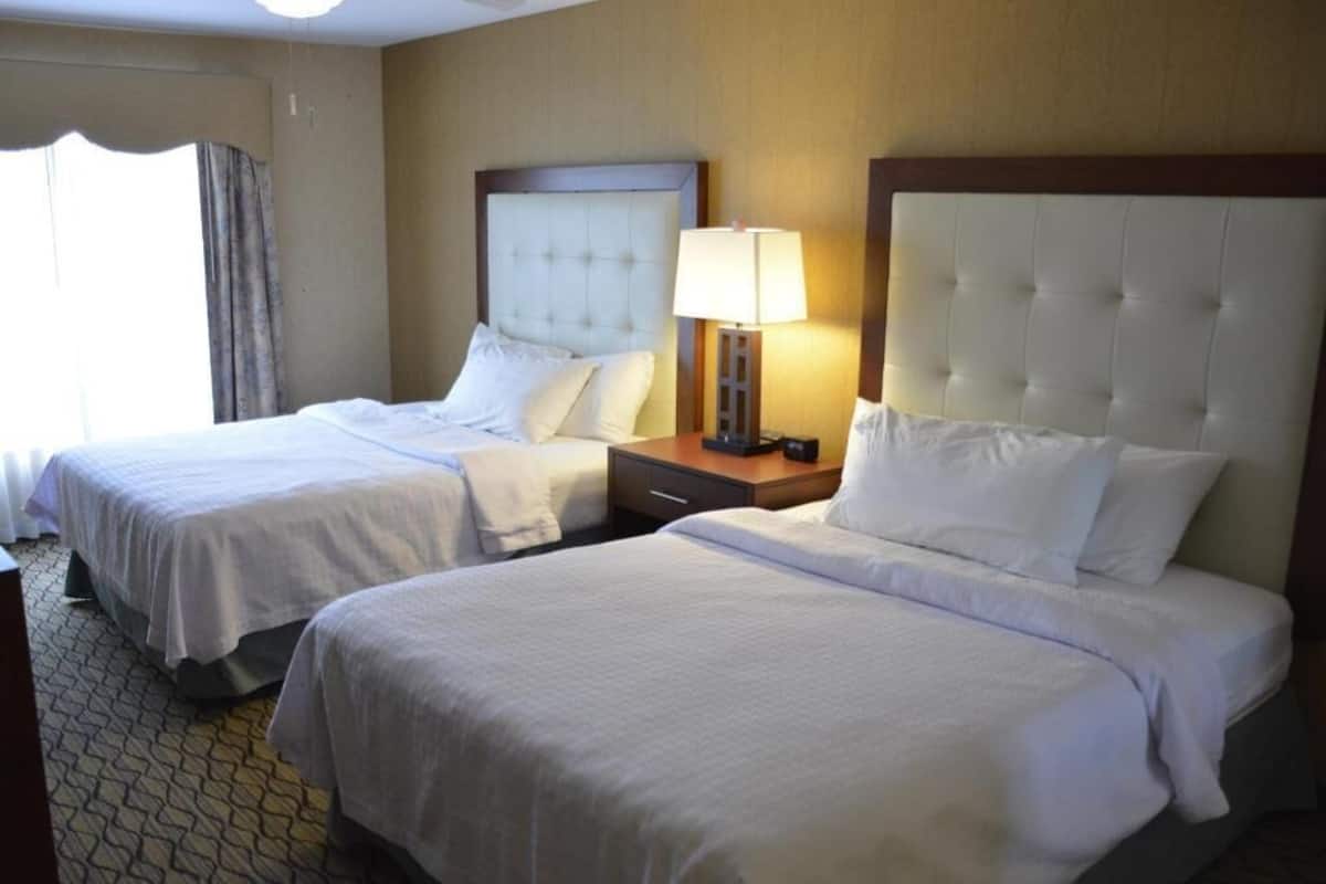 In-room safe, blackout drapes, soundproofing, iron/ironing board