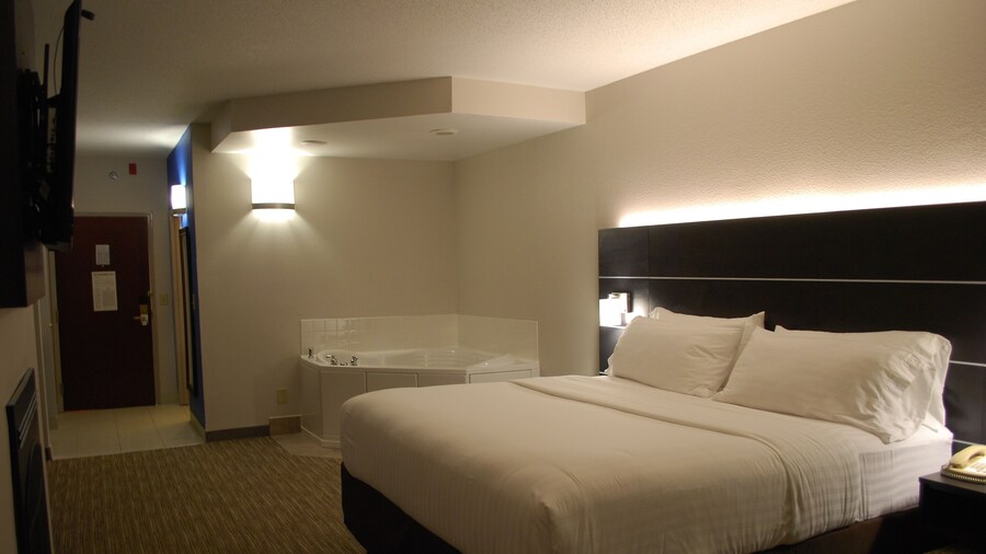 Holiday Inn Express Hotel and Suites Kingsport by IHG