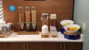 Free daily continental breakfast