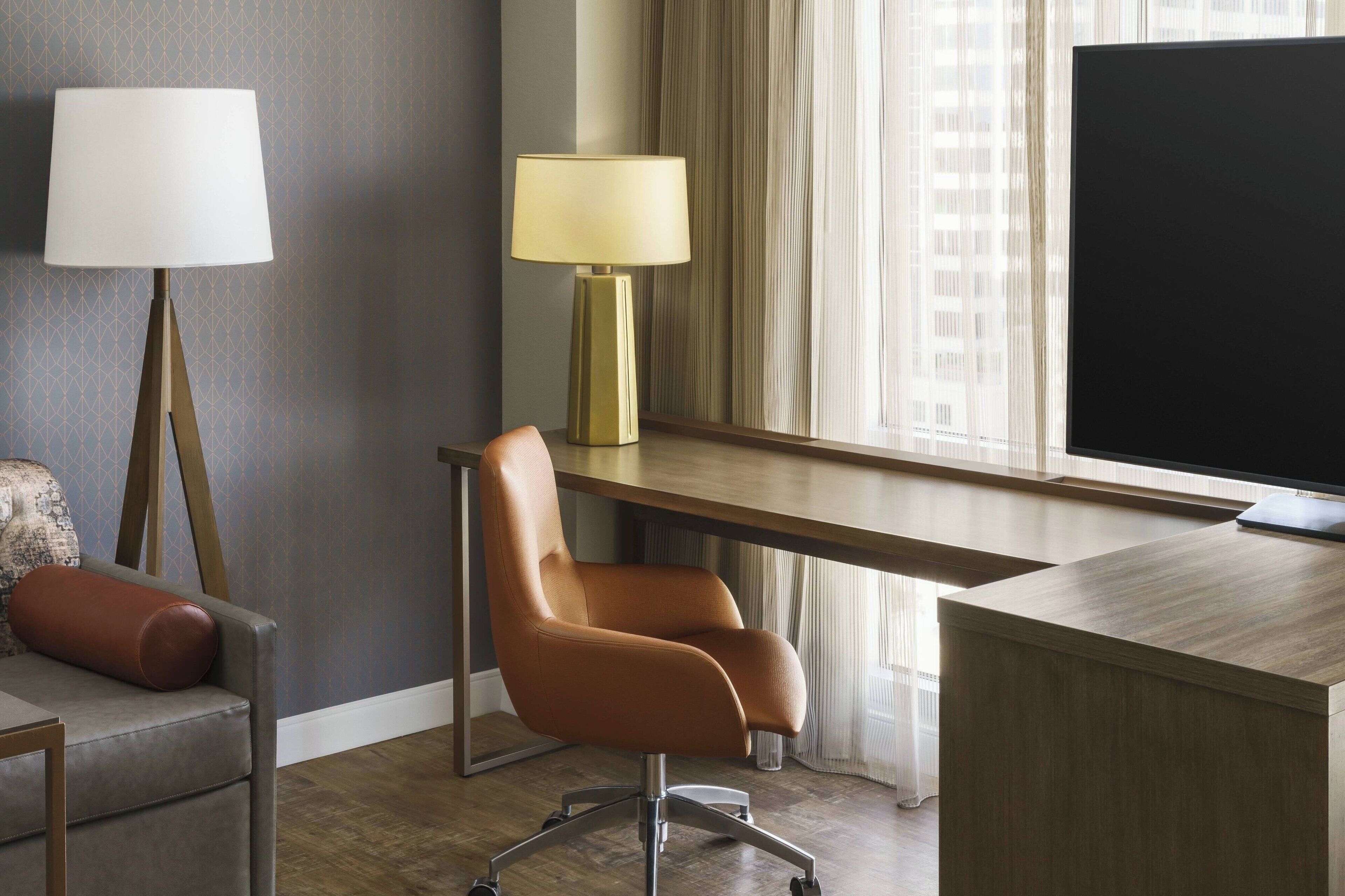 in-room safe, desk, laptop workspace, blackout curtains