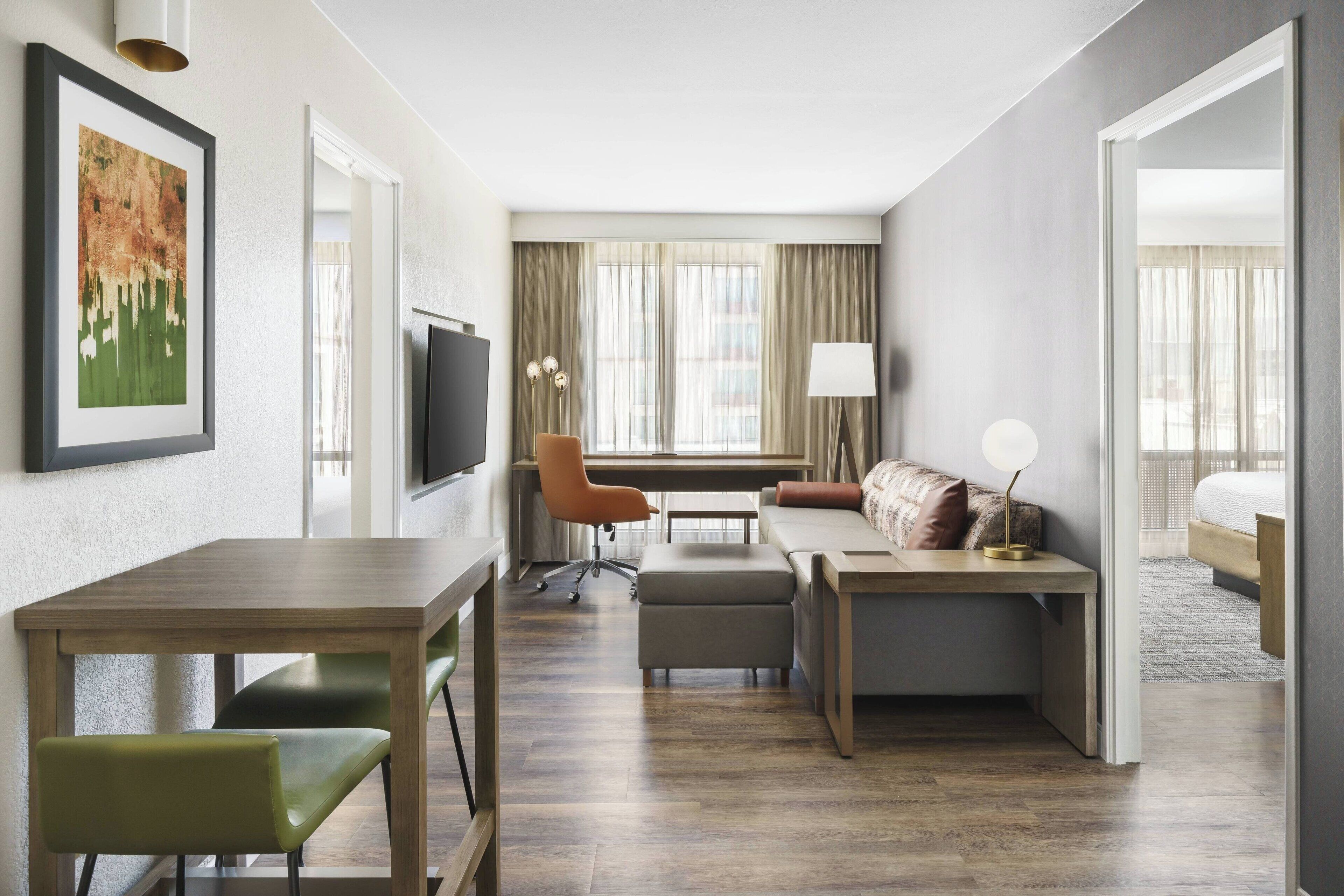 in-room safe, desk, laptop workspace, blackout curtains