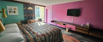 Iron/ironing board, free WiFi, bed sheets