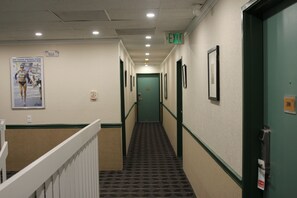 Hallway - Boulder Twin Lakes Inn (Boulder)