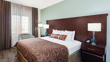 In-room safe, desk, iron/ironing board, free WiFi