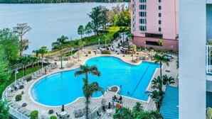 2 outdoor pools, pool loungers - Blue Heron Beach Resort (Orlando)