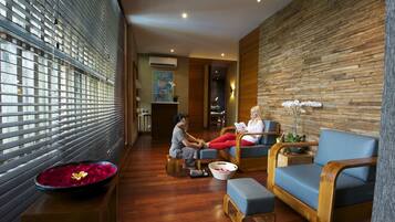 Couples treatment room(s), body treatments, aromatherapy