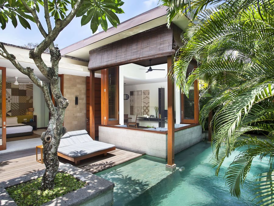 1 habitaciĂłn, ropa de cama de alta calidad, cubrecamas y minibar