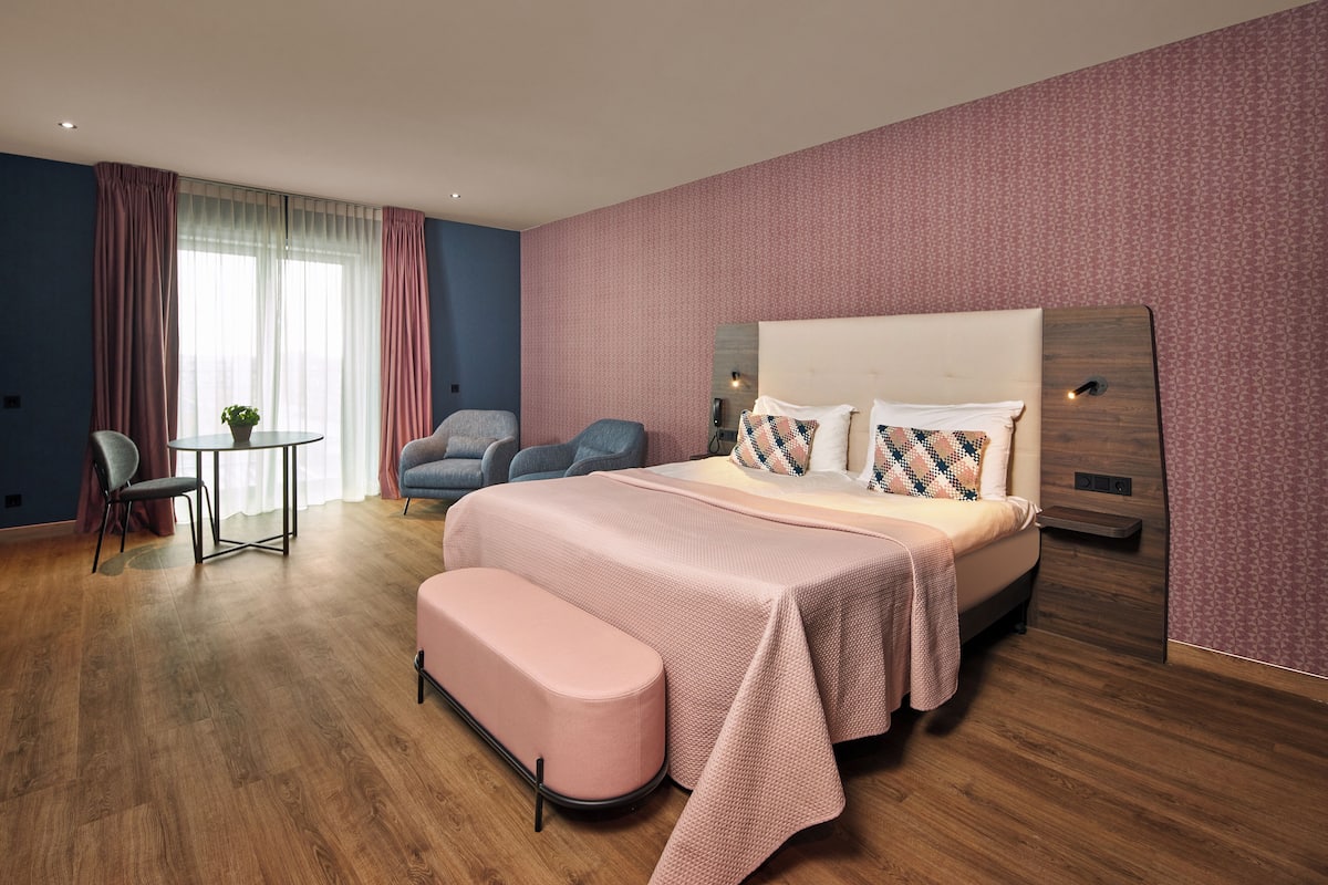 Double Room (max. 2 adults,1 baby) | 고급 침구, 미니바, 객실 내 금고, 책상