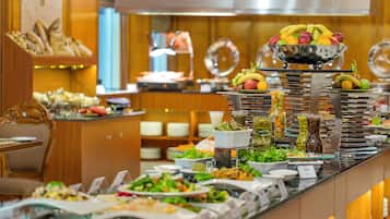 Daily buffet breakfast (AED 75 per person)