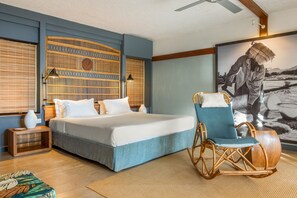 Executive Suite (Seafront Adult) | Minibar, in-room safe, desk, blackout drapes