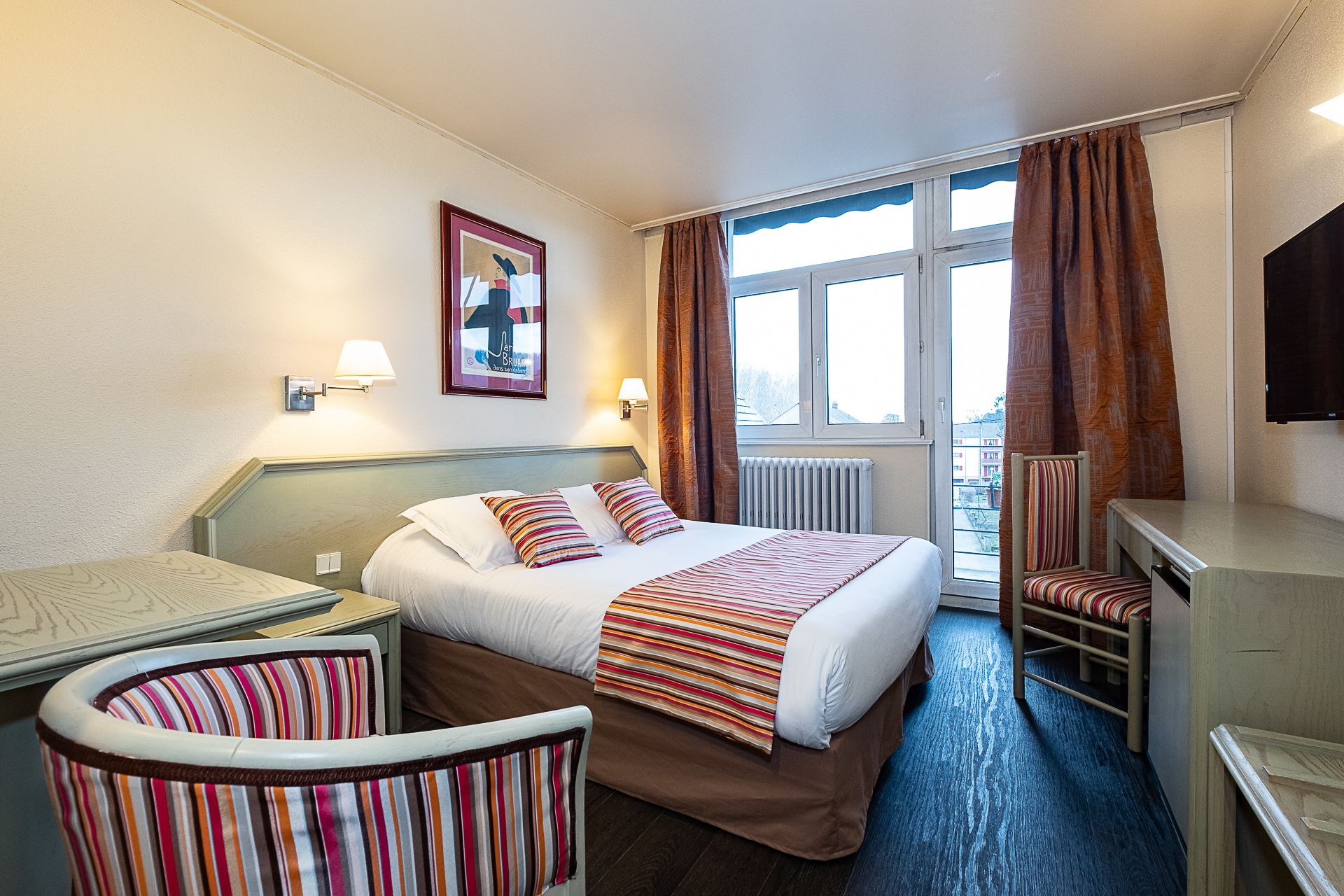 comfort double or twin room | desk, blackout curtains, iron/ironing board, free wifi