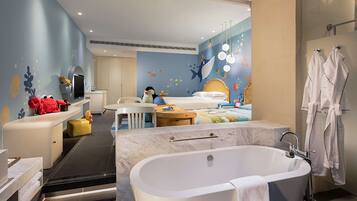Cartoon Theme Family Room | Bathroom