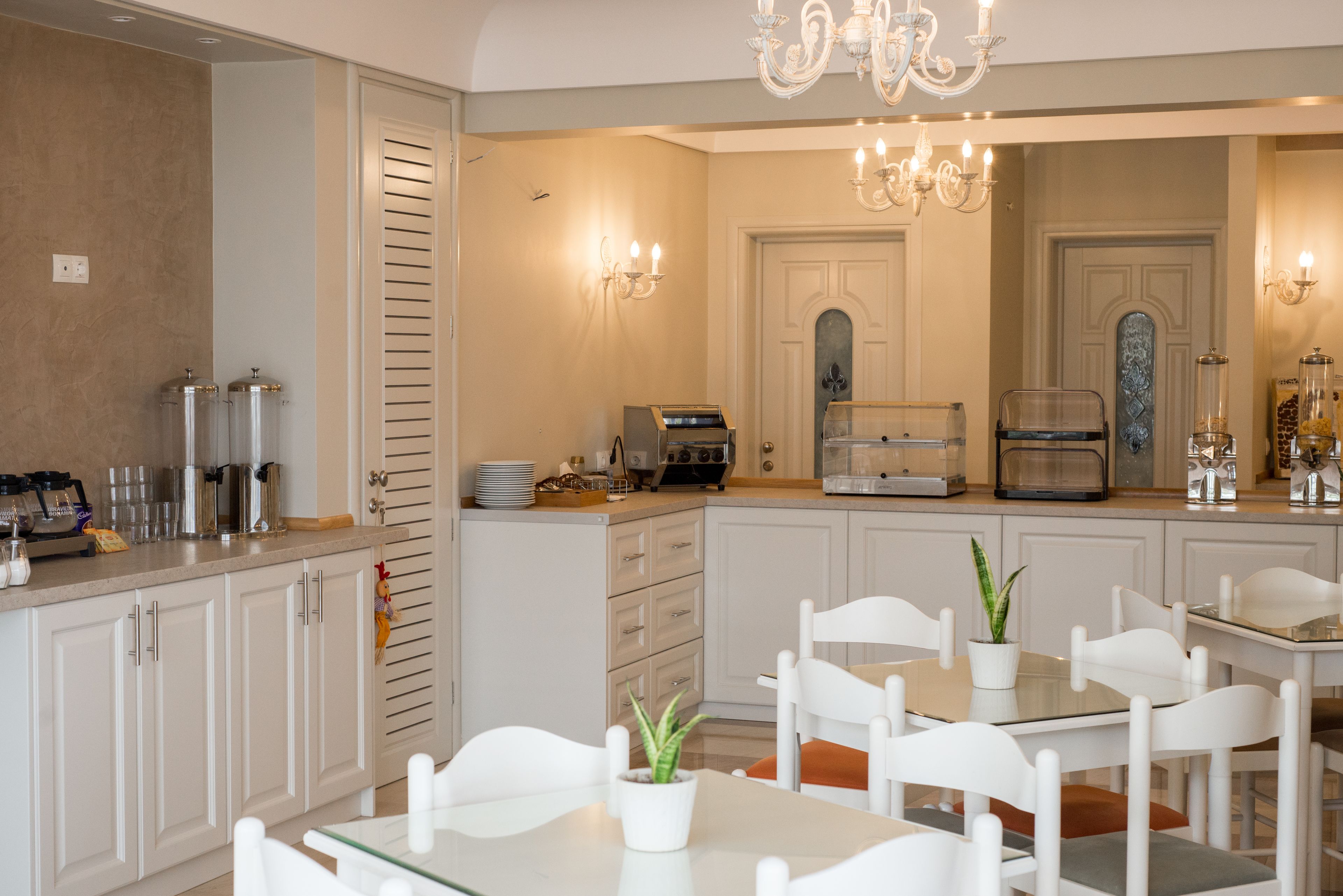 Photo - Castro Hotel