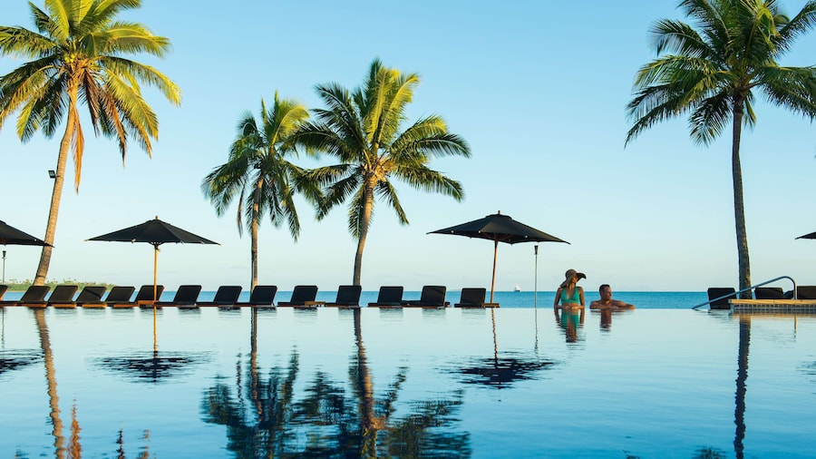 Hilton Fiji Beach Resort and Spa