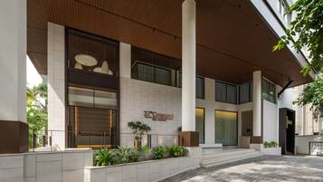 Fachada da propriedade