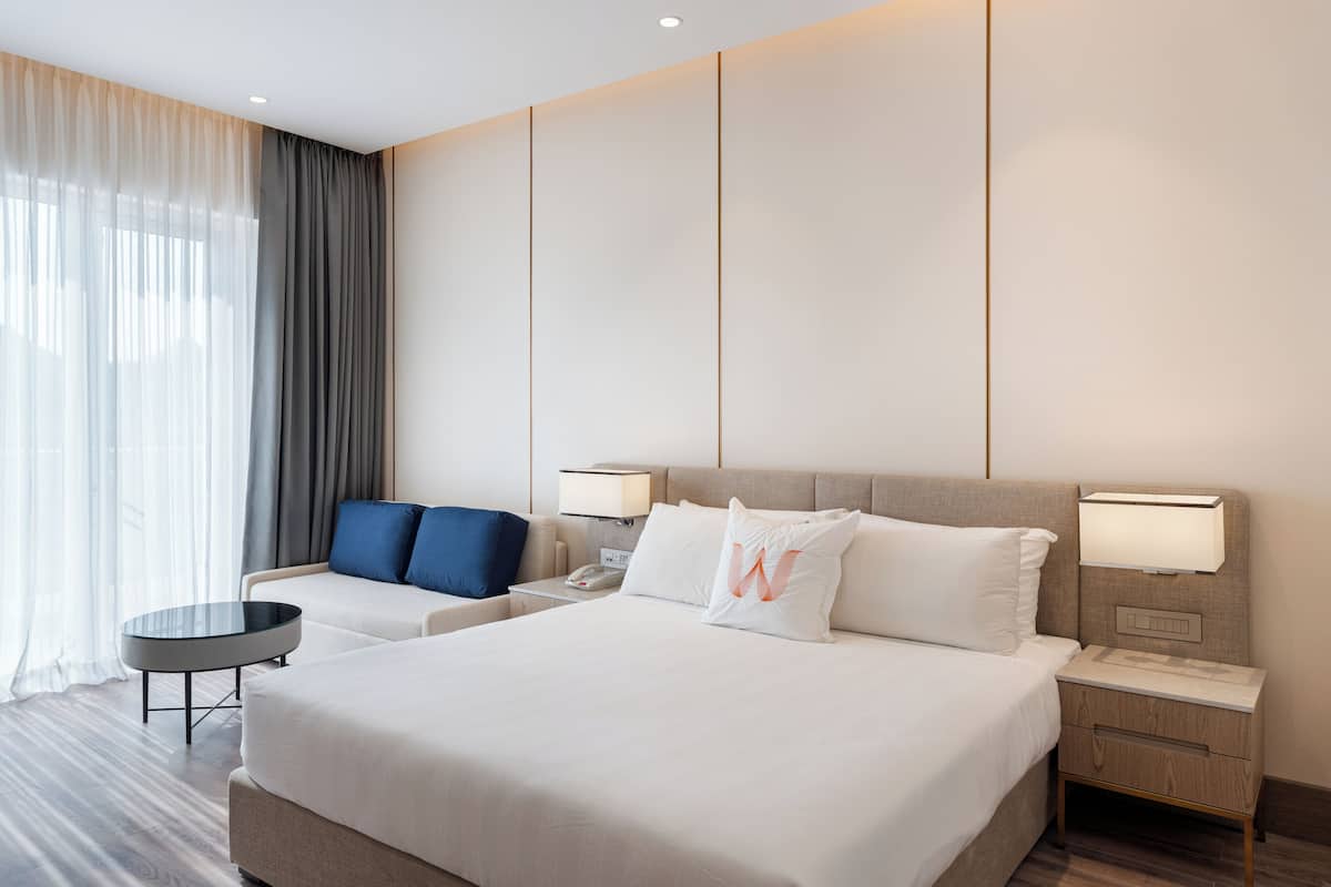 Executive Club Exclusive | 1 bedroom, Egyptian cotton sheets, premium bedding, memory foam beds