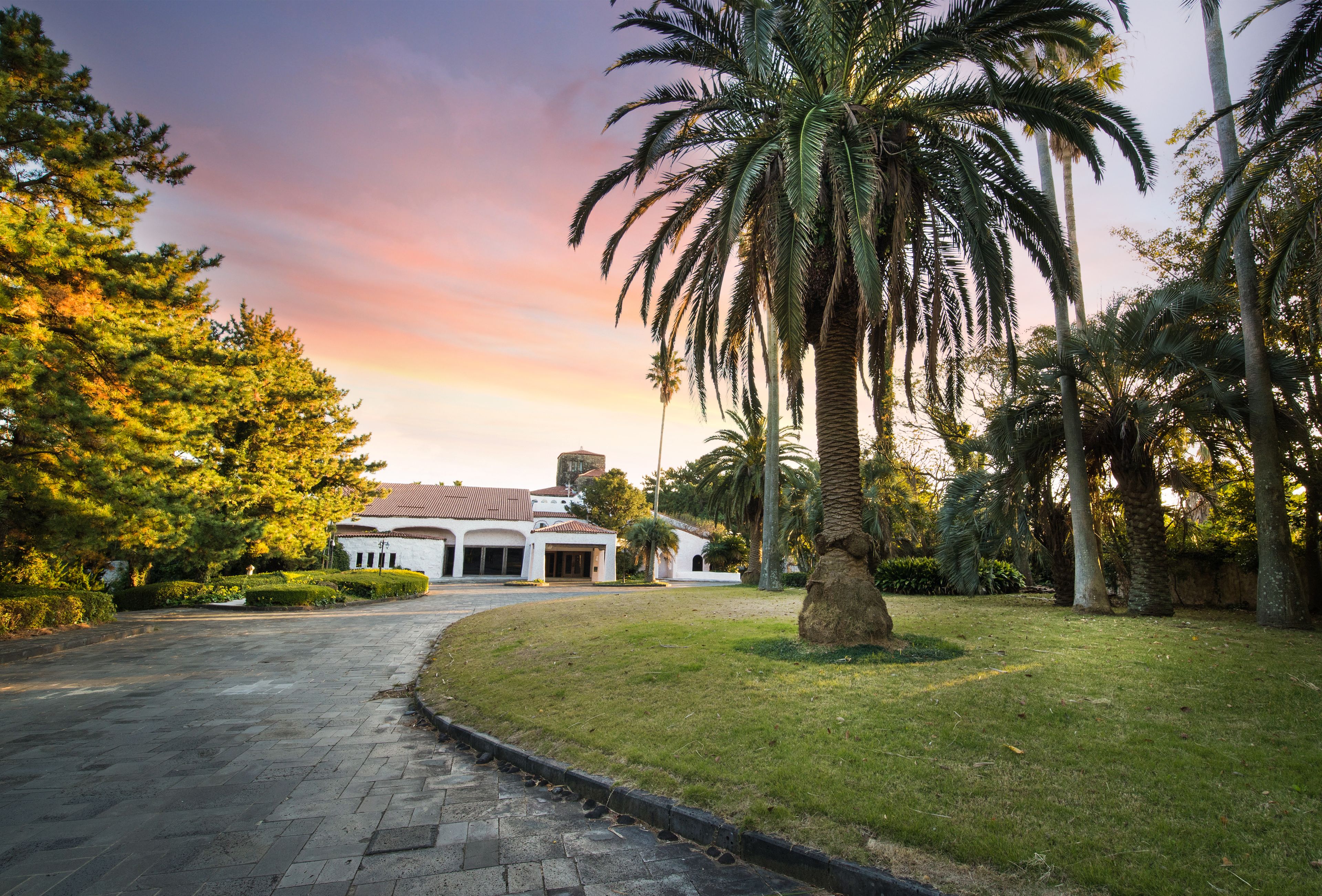 standard twin room (honeymoon house pkg - coffee for 2) | floor plan