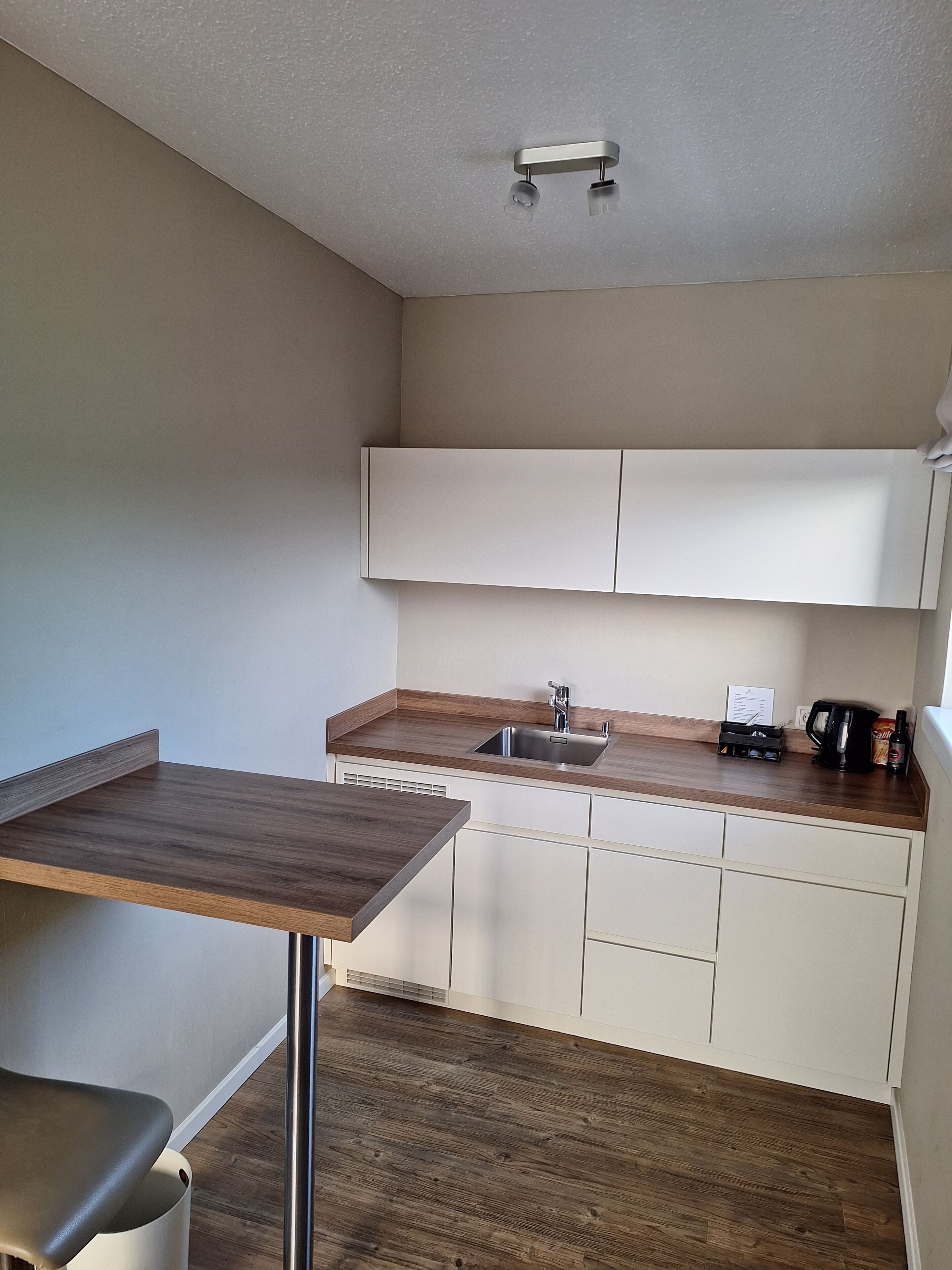 Private kitchenette
