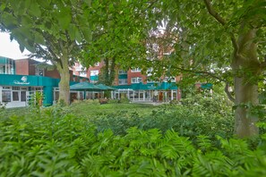 Property grounds - Upstalsboom Parkhotel (Emden)