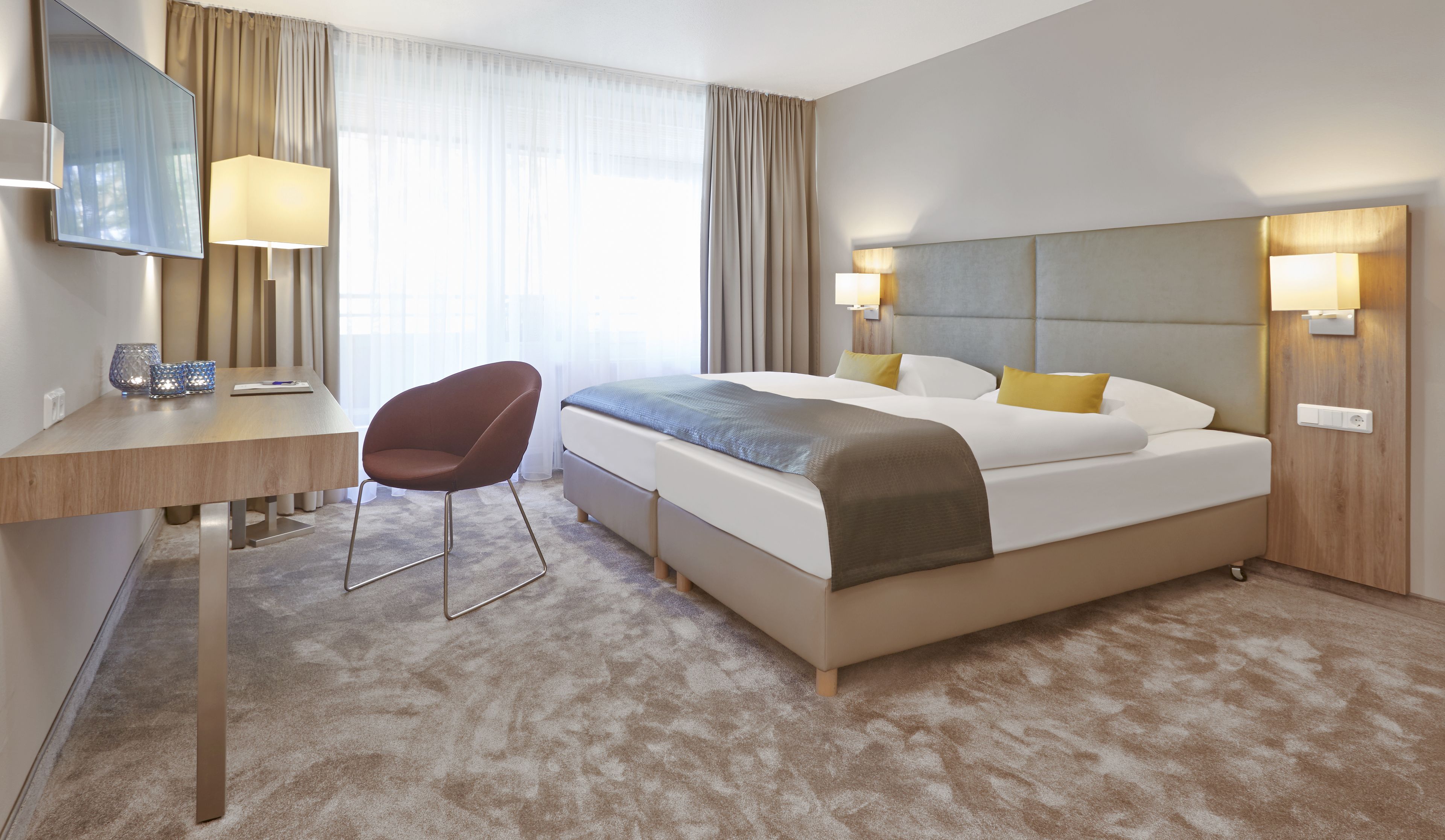 standard suite, 1 bedroom, kitchenette | hypo-allergenic bedding, minibar, in-room safe, desk