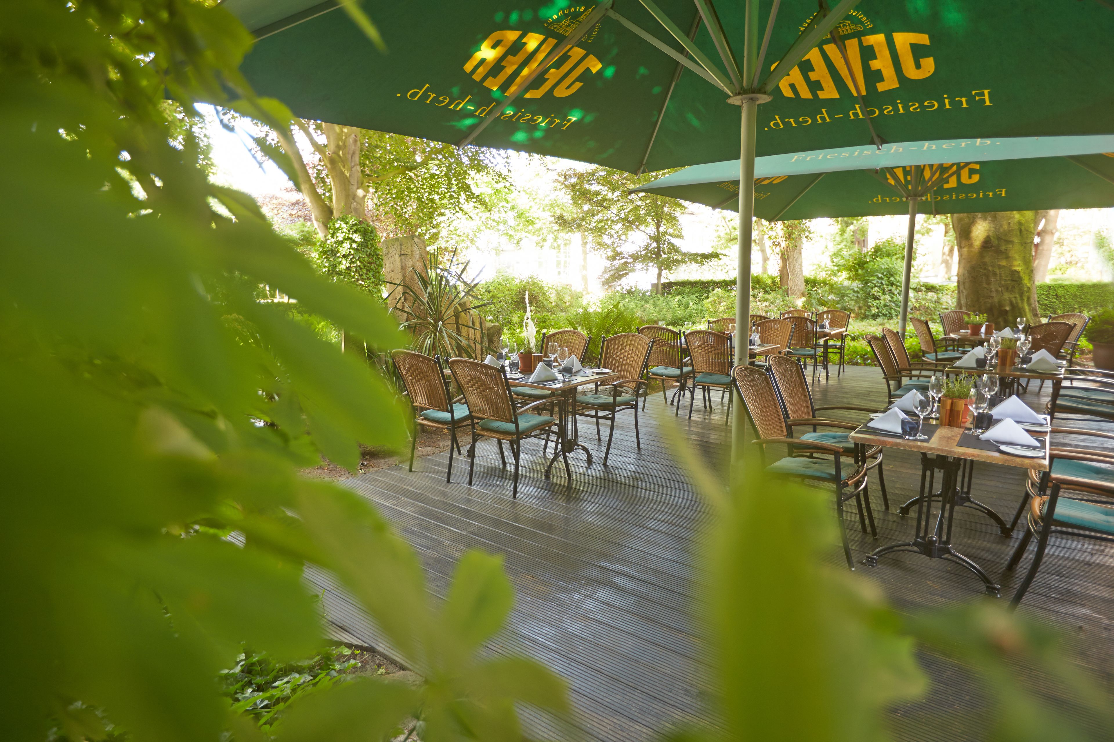 breakfast, lunch, dinner served; local cuisine