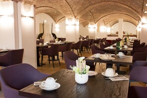 Daily buffet breakfast (EUR 19 per person)