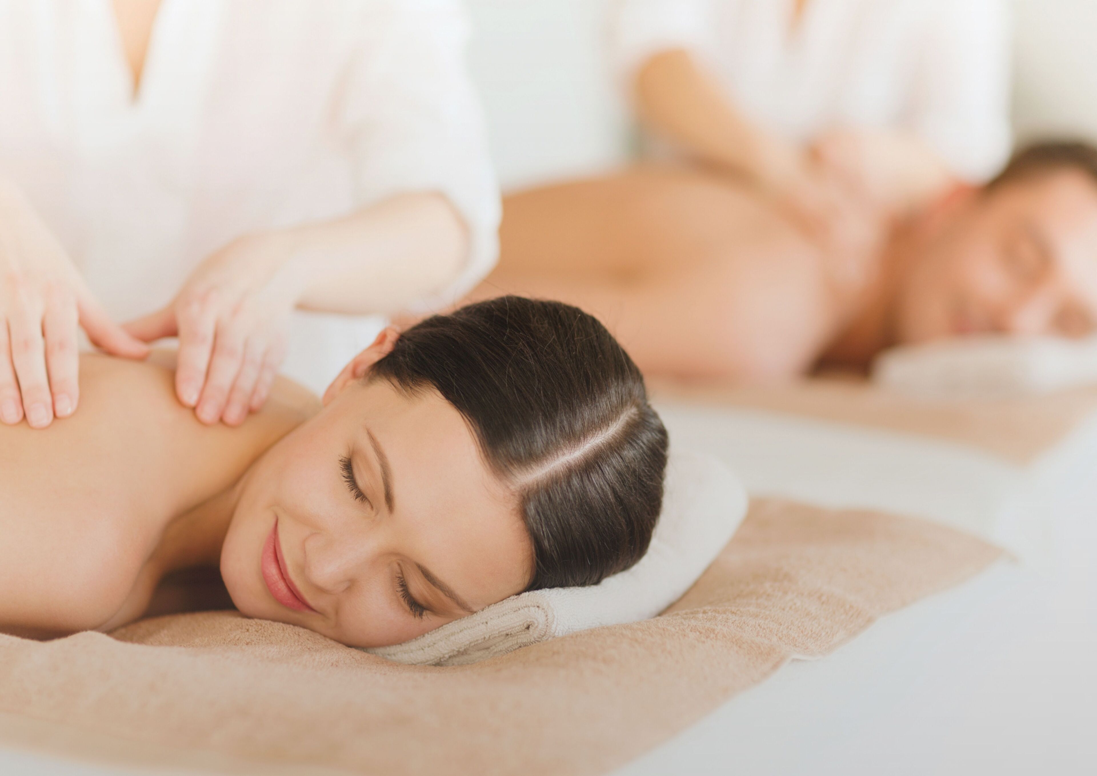 body treatments, aromatherapy, hot stone massages, thai massages