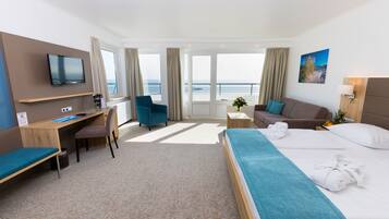 Két bảo mật tại phòng, trang bị nội thất với thiết kế riêng biệt, bàn