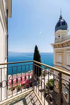 Superior-Doppelzimmer, Balkon, Meerblick | Blick vom Balkon