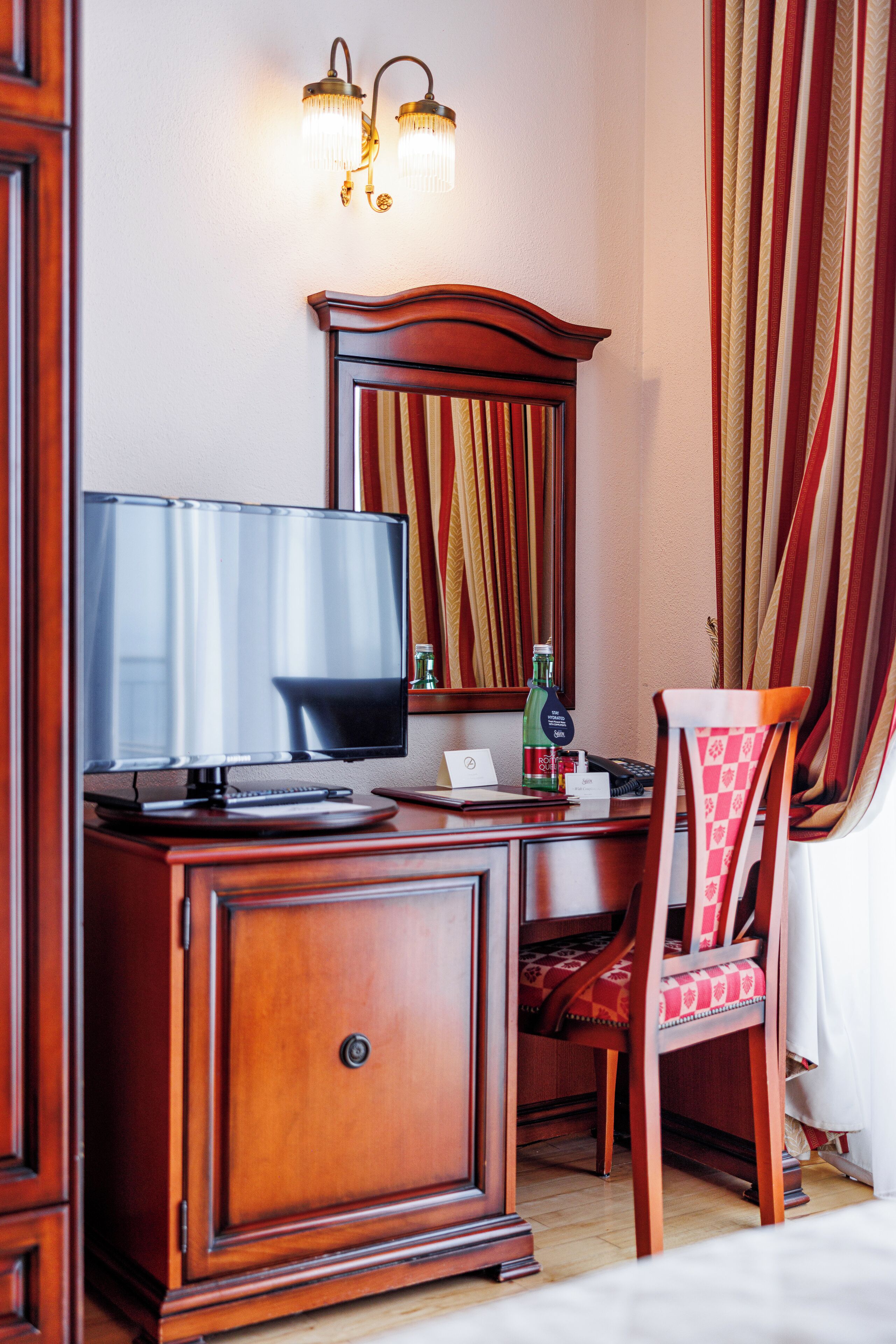 standard double room, balcony, sea view | 1 bedroom, down duvets, minibar, in-room safe