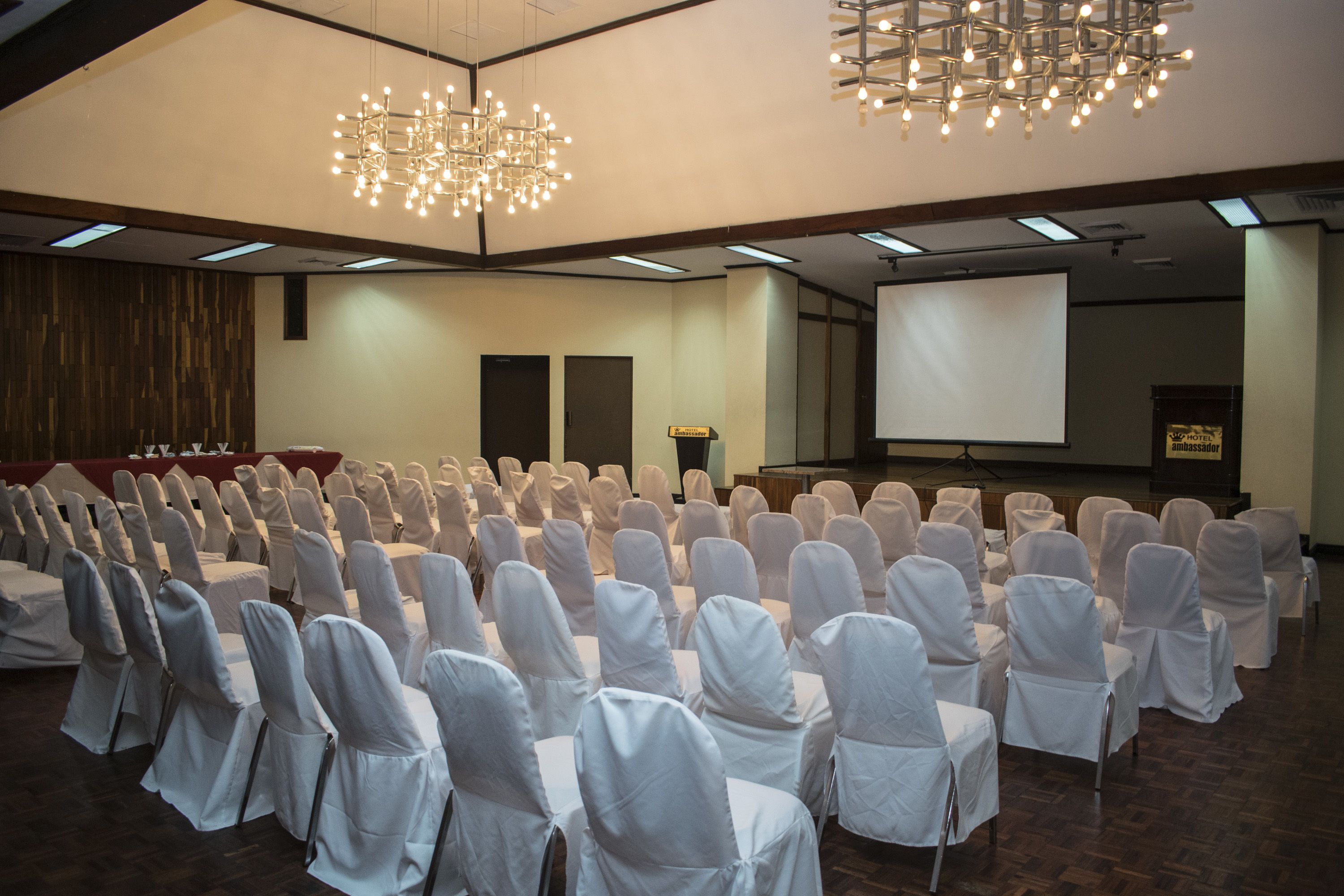 Photo - Hotel Ambassador