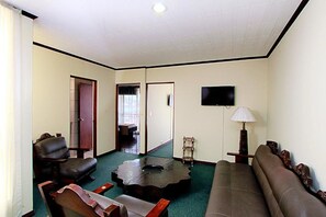 Suite familiar | Roba de llit d'alta qualitat, minibar i caixa forta a l'habitació